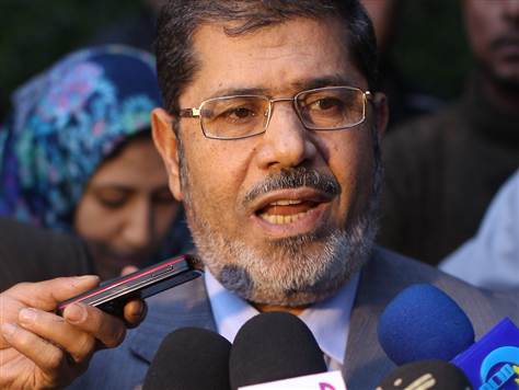 President Morsy speaks at a press conference (File photo / AFP)