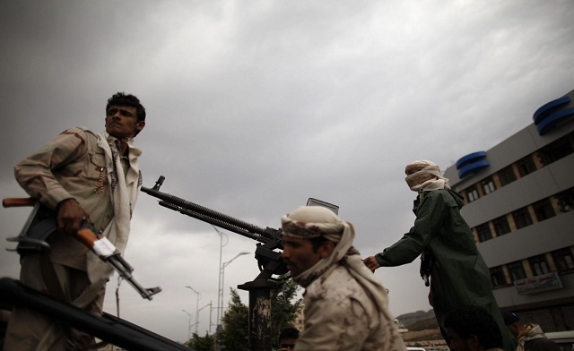 Yemeni tribesmen in Sanaa (photo: AFP/file)
