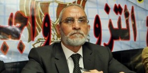 The Supreme Guide of the Muslim Brotherhood Mohamed Badie met with the former prime minister of Sudan, urging the Sudanese people to unite in the face of their challenges