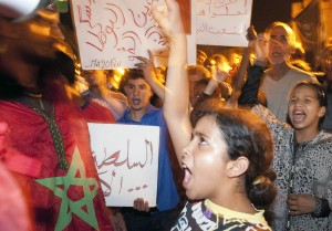 Rights groups, trade unionists and members of the February 20 movement protest against the high cost of living and other causes of social discontent in Rabat on 11 August  AFP PHOTO / FADEL SENNA 