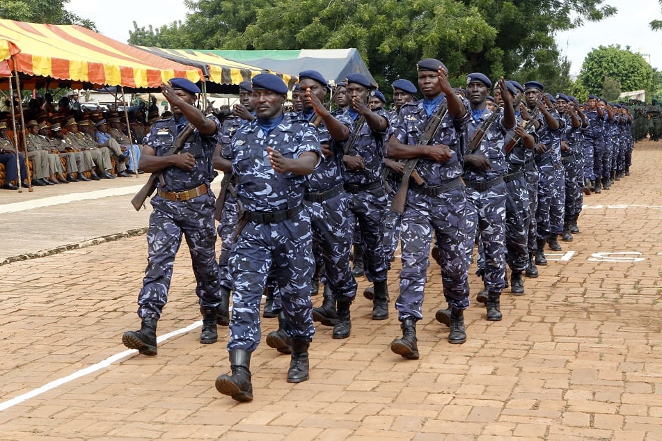 Soldiers march during the independence day celebrations in Bamako on 22 September 22. The goverment in Mali approved the deployment of ECOWAS troops to help fight the insurgents in the north of the country AFP PHOTO / HABIBOU KOUYATE