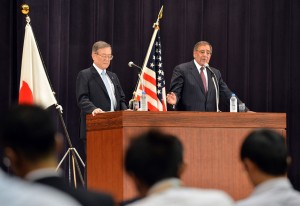 US Defense Secretary Leon Panetta (right) and his Japanese counterpart Satoshi Morimoto hold a joint press conference at the Ministry of Defense in Tokyo  AFP PHOTO / KAZUHIRO NOGI