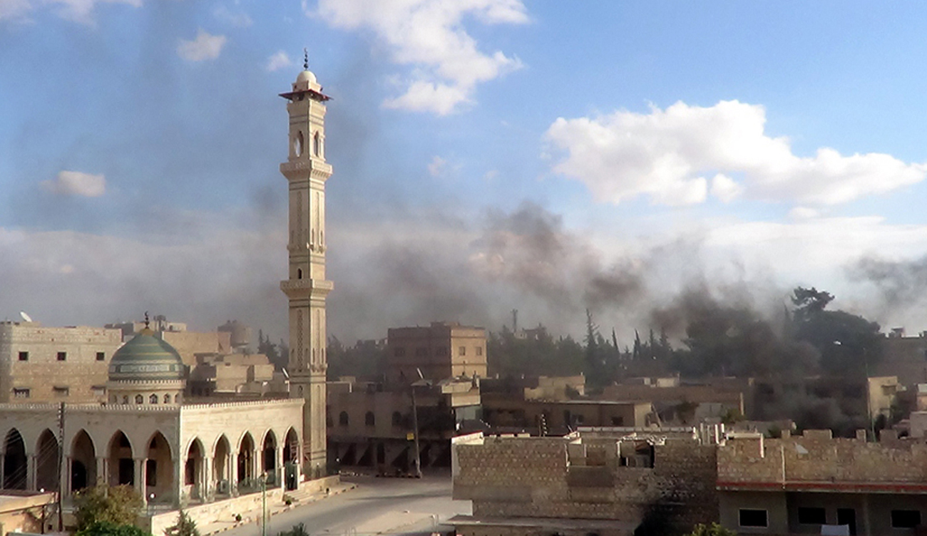 Air raids around Maaret al-Numan were the "most violent" since insurgents captured the strategic town last week. (AFP Photo)