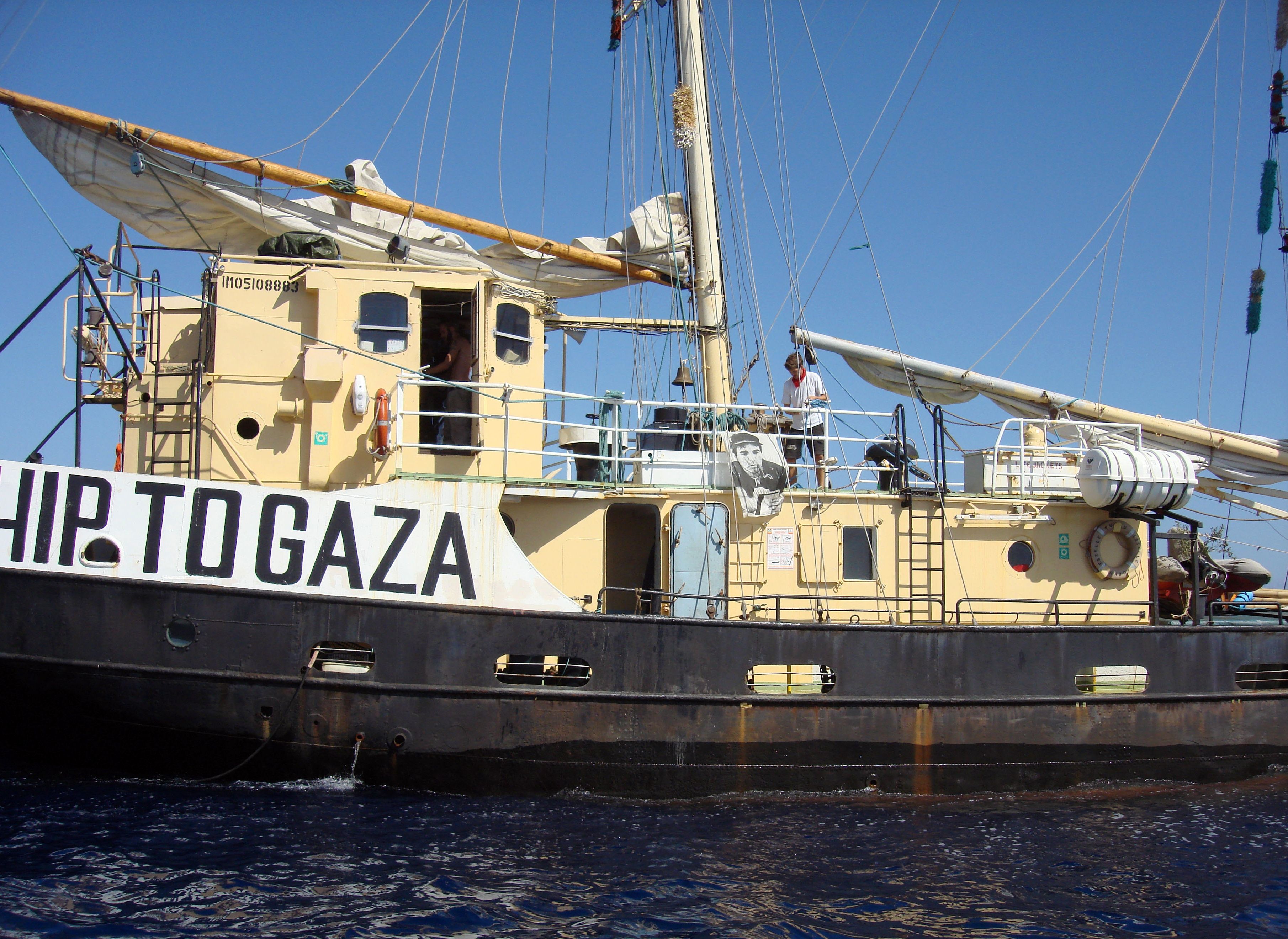 The Israeli navy on Saturday boarded a boat carrying pro-Palestinian activists and parliamentarians seeking to breach Israel's naval blockade on Gaza. (AFP Photo)