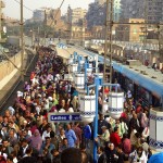 Crowds fill the platforms at Sayedda Zeinab Metro station Hassan Ibrahim / DNE