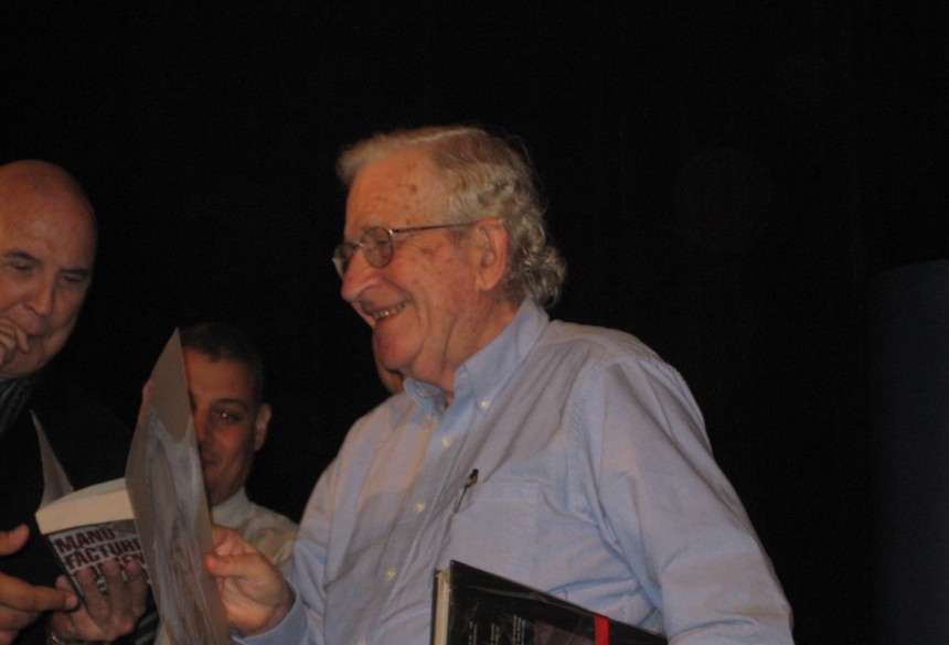 Noam Chomsky discusses Arab spring and politics of Middle East at the American University in Cairo Joel Gulhane/ DNE