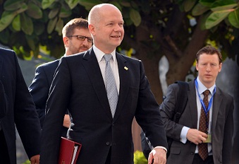 British Foreign Secretary William Hague arrives for the ministerial meeting of the Arab League and European Union in the Arab League headquarters in Cairo. (AFP PHOTO / KHALED DESOUKI)