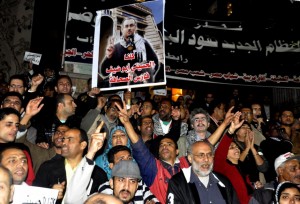 Funeral procession of journalist Al-Hosseini Abu Deif. (DNE/ Mohamed Omar)