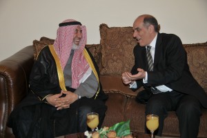 Minister of petroleum meets with the Kuwaiti oil minister. (Photo courtesy of the Ministry of Petroleum)