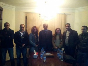 Hamdeen Sabahy (centre) meets with representatives of the 6 April Youth, to discuss cooperation in the upcoming parliamentary elections. (Photo via 6 April Facebook page)