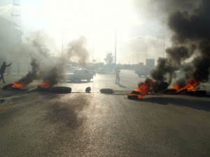 Roads blocked in Al Arish (Photo by Nasser Al Azzazy)