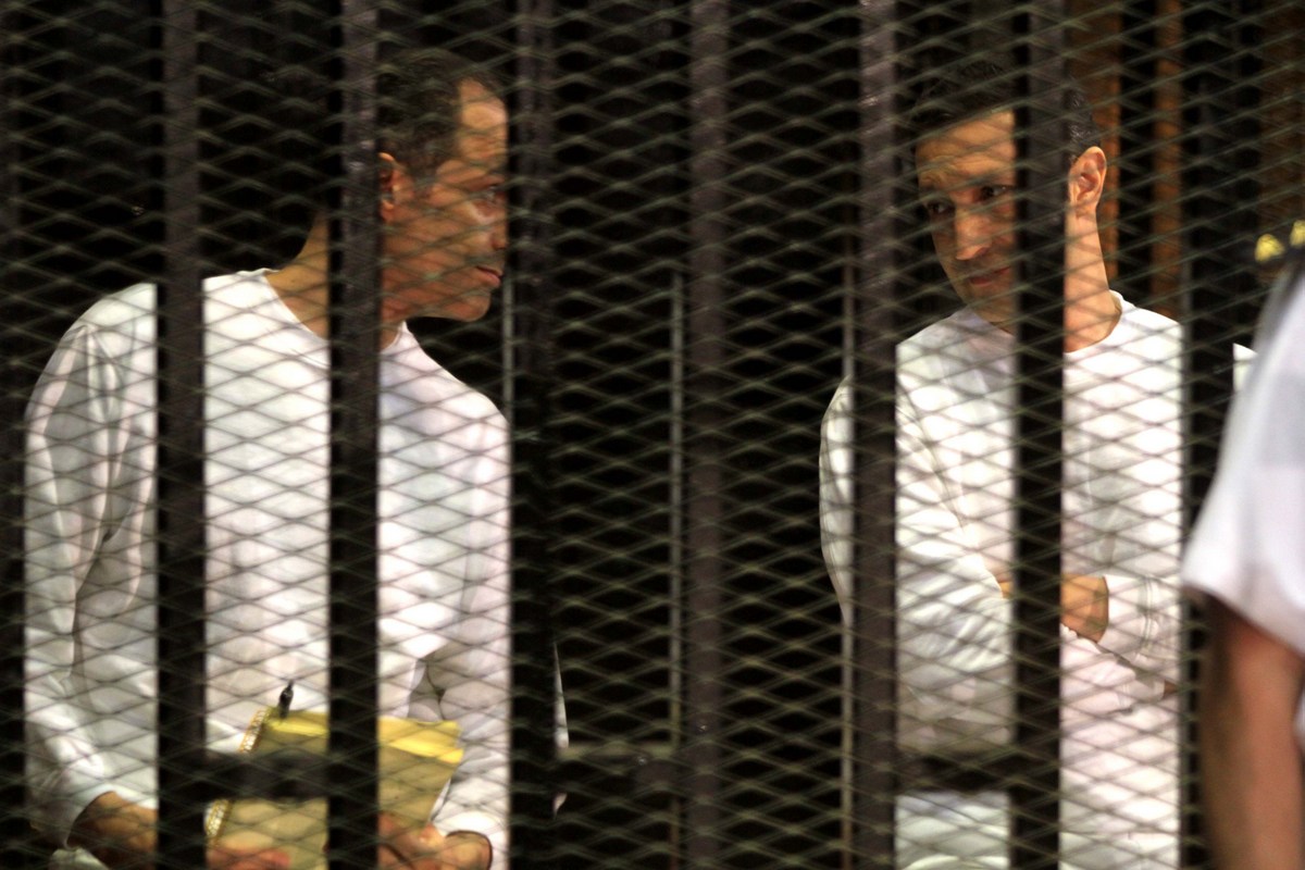 Alaa and Gamal Mubarak will both remain in detention and still face corruption charges  (DNE File Photo) 