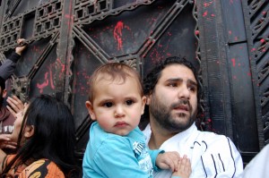 political activist and blogger Alaa Abdel Fatah was released after turning himself in earlier that day amidst a crowd of 200 protesters. (Photo by: Mohamed Omar)