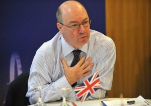The British Foreign Office Minister for the Middle East and North Africa Alistair Burt arrived in Cairo on Wednesday for a two-day visit  (AFP Photo)
