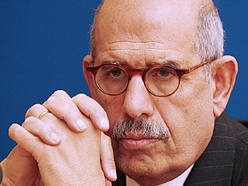 Opposition leader Mohamed ElBaradei said that Egypt also needed a process of national reconciliation, constitutional amendments, and an election law that guarantees fairness. (AFP Photo)