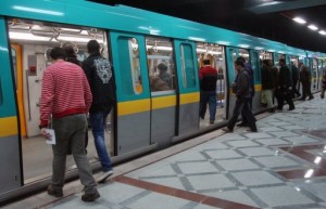 France’s Development Finance Institution (DFI) Agence Francaise de Développement (AFD) was in discussions on Sunday with Transportation Minister Hatem Abdel Latif to fund the third Cairo Metro line, at an estimated cost of €940m (AFP Photo) 