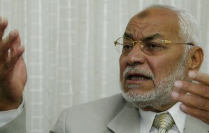 the former Supreme Guide of the Muslim Brotherhood Muhammad Mahdi Akef (AFP Photo)