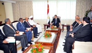 President Mohamed Morsi met Sudanese Vice-President Ali Taha  (Photo Presidency Hand out )