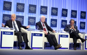 (L-R) Arab League secretary general Nabil al-Arabi, US Senator John McCain and former Arab League chief Amr Mussa take part in a panel discussion at the World Economic Forum on the Middle East and North Africa on the shores of the Dead Sea, 55 kms southeast of the Jordanian capital Amman, on May 25, 2013. (AFP Photo)