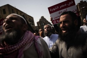 Egyptian men shout religious and political slogans as hundreds of Salafists demonstrate in Cairo on March 1, 2013 (AFP/File, Gianluigi Guercia) 
