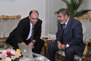 President Mohamed Morsi met with Yehia Hamed, the new investment minister (Photo Presidential handout)