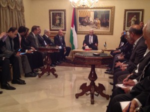 Head of the Palestinian Liberation Authority (PLO) Mahmoud Abbas in a meeting with several journalists in Cairo on Thursday (Photo by Sara Abou Bakr/DNE)